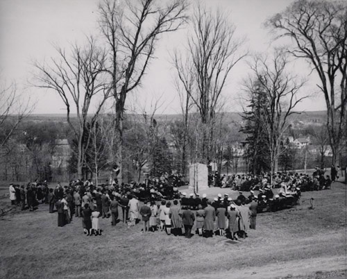 Overview of Poet's Corner ceremony