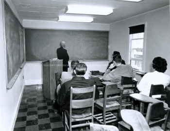 Mathematics class, [between 1967 and 1968]. UA PC 9; no. 43 (2).